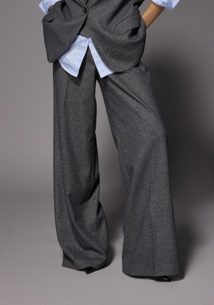 OSCARE GREY CHECKS
