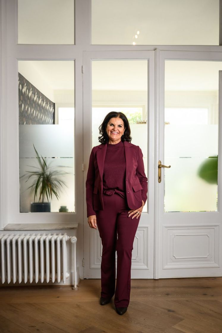 BELLE CHANTAL BORDEAUX